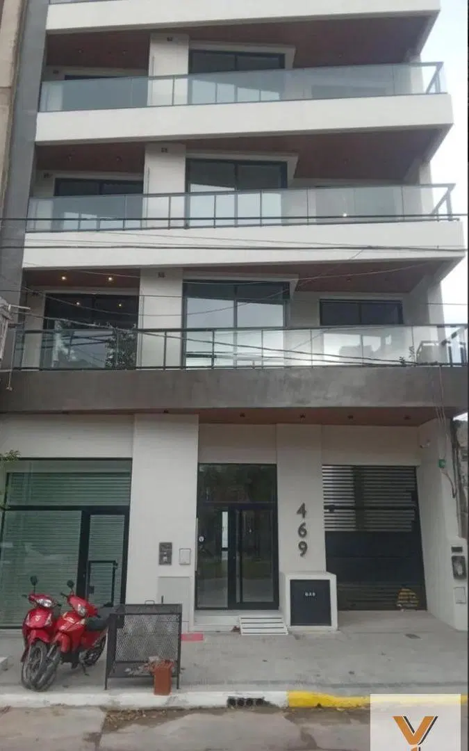 Cochera en Alquiler - - 8mts - La Plata 2