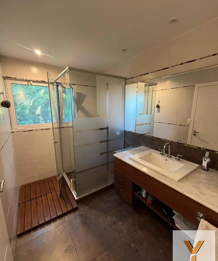 Casa en venta - 3 Dormitorios 2 Baños - 605Mts2 - Sierra de Los Padres 2