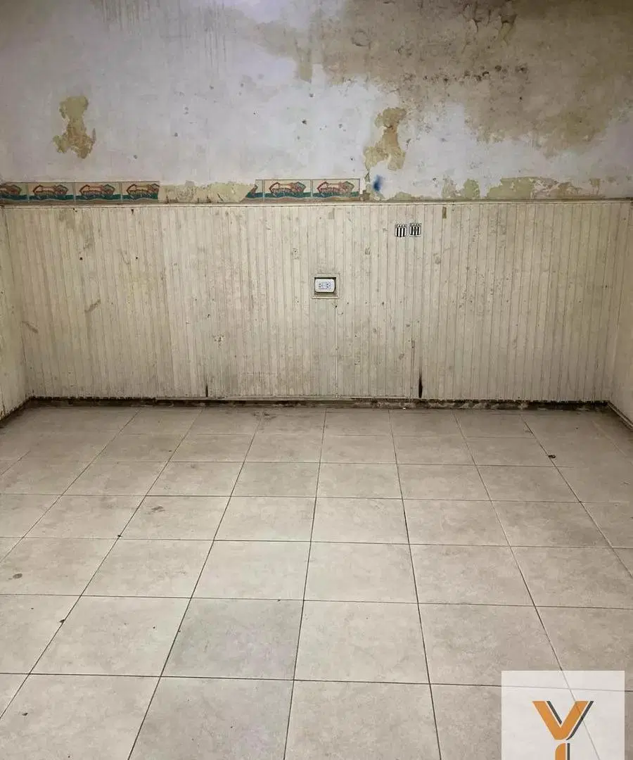 Casa en venta - 3 Dormitorios 1 Baño - Monoambiente - Dúplex - 240Mts2 - Dolores 5