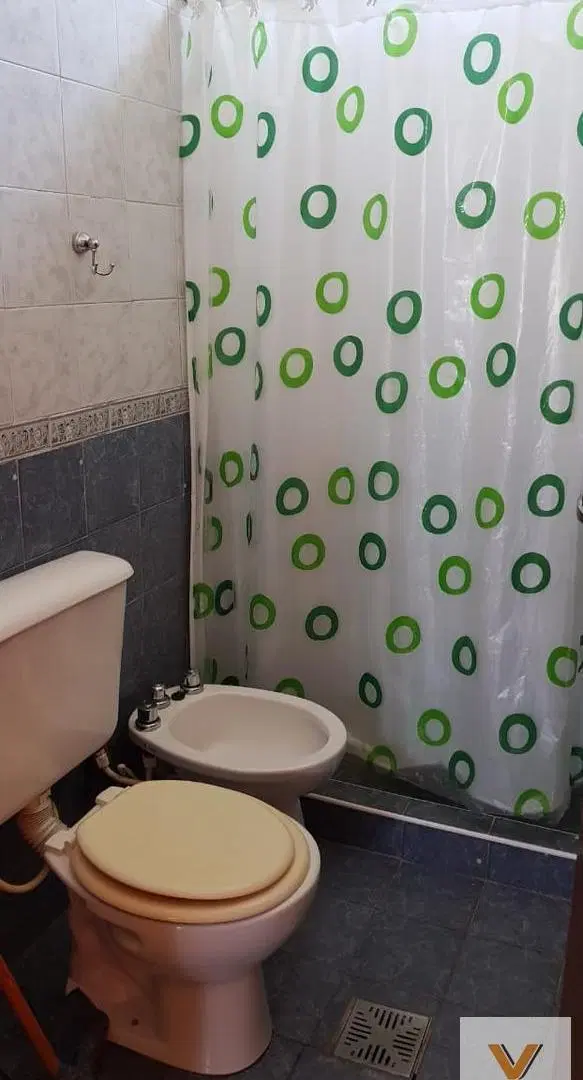 Casa en venta - 3 Dormitorios 2 Baños - 300Mts2 - San Luis 1