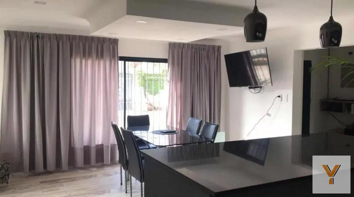 Casa en Venta - 4 Dormitorios 4 Baños - 800 mts2 - Ezeiza, Buenos Aires 2