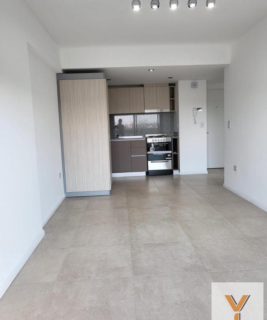 Foto de Departamento en Alquiler - 1 Dormitorio 1 Baño - 48mts - Lanús, imagen 5