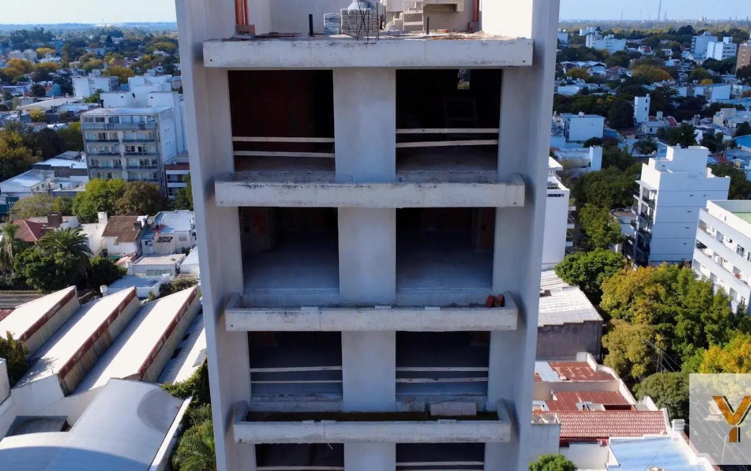 Departamento construcción-venta- 1 dormitorio - 45mts -Pozo - Avenida 7 - La Plata 4