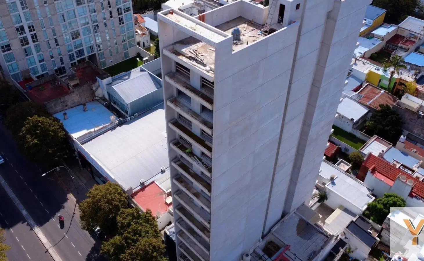 Departamento construcción-venta- 1 dormitorio - 45mts -Pozo - Avenida 7 - La Plata 2