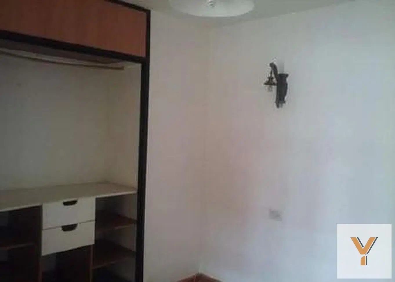 Casa en venta - 2 dormitorios 1 baño - 170mts2 - Rawson 3