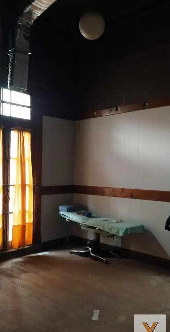 Edificio Comercial en venta - 13 Consultorios - 5 Dormitorios - 6 Baños - 774Mts2 - Necochea 8