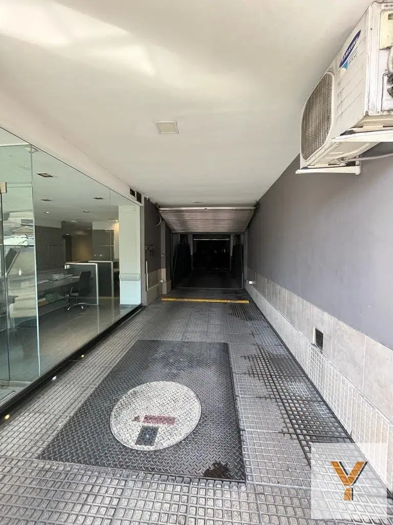 Cochera en venta - 18Mts2 - Balvanera 5