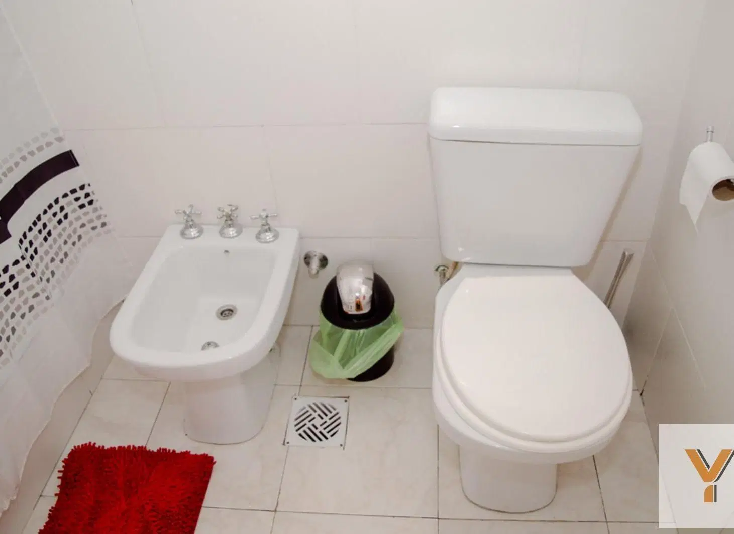 PH en venta - 5 Dormitorios 4 Baños - 299Mts2 - Rafael Calzada, Almirante Brown 3