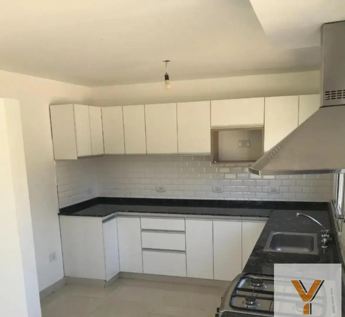 Casa en venta - 3 Dormitorios 2 Baños - Moreno 5