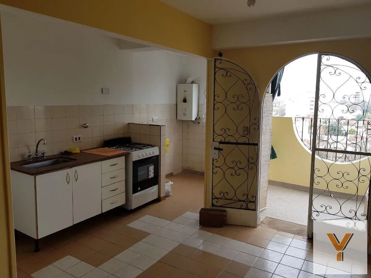 Departamento en venta - 2 dormitorios 1 baño - 70mts2 - La Plata 2