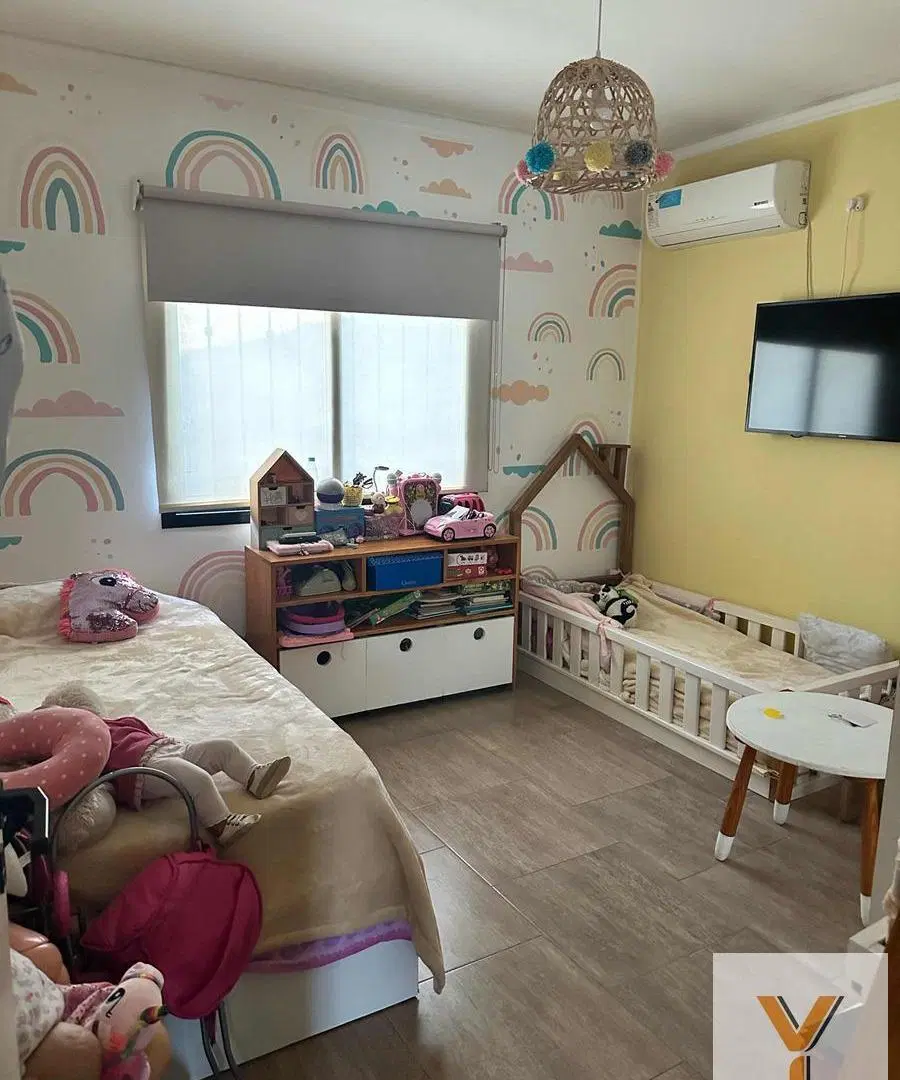 Casa en venta - 2 Dormitorios 1 Baño - Cochera - 206,19Mts2 - Marcos Paz 5