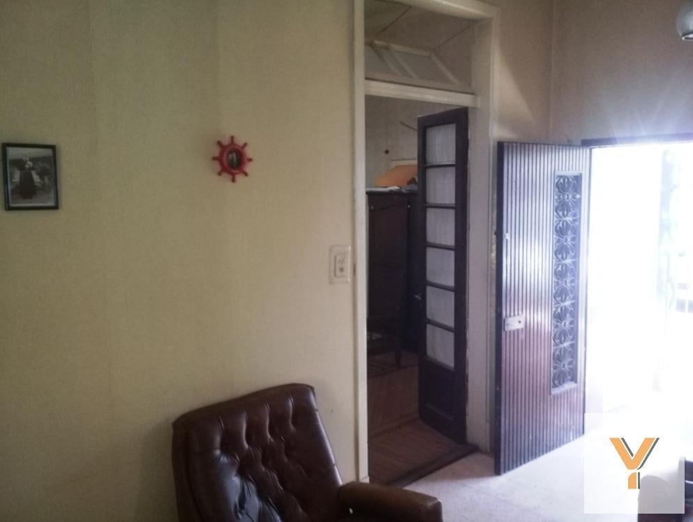 Casa en venta - 3 Dormitorios 1 Baño - 200 mts2 - La Plata