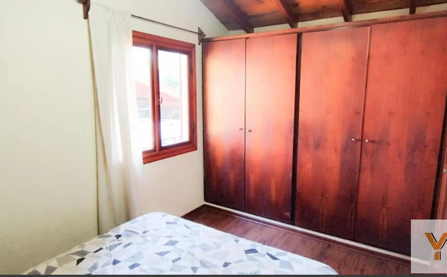 Casa en venta - 3 Dormitorios 2 Baños - Villa Gesell 2