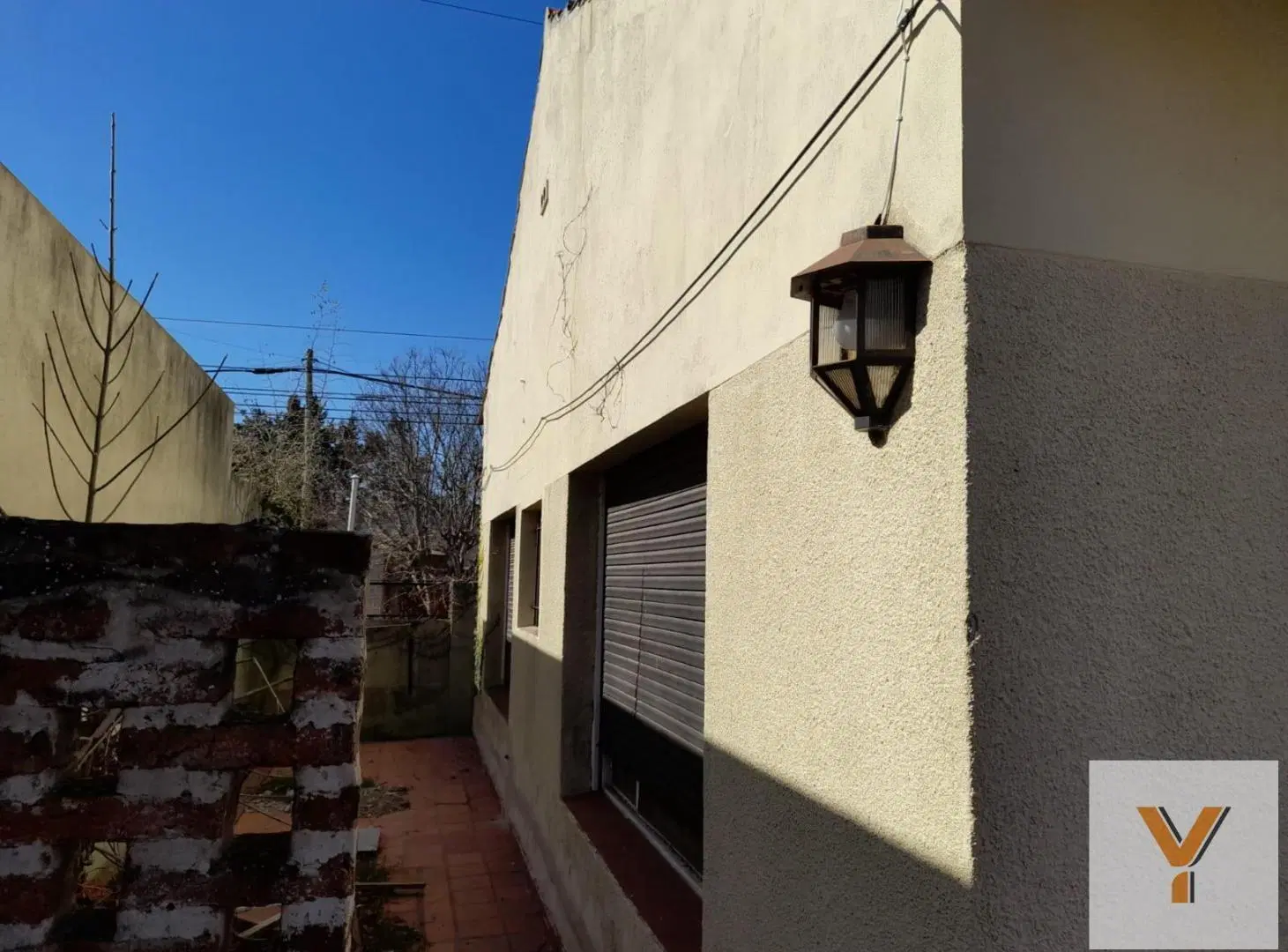 Casa en venta - 3 dormitorios 2 baños - 220mts2 - Manuel B Gonnet 2