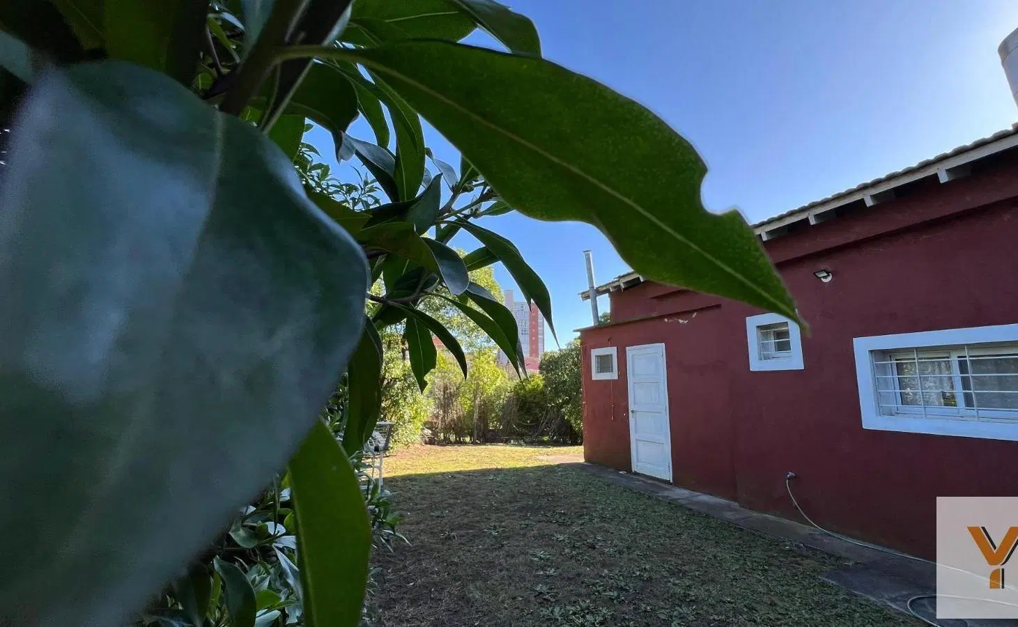 Casa en venta - 2 Dormitorios 2 Baños - Cochera - 751Mts2 - Villa Gesell 2