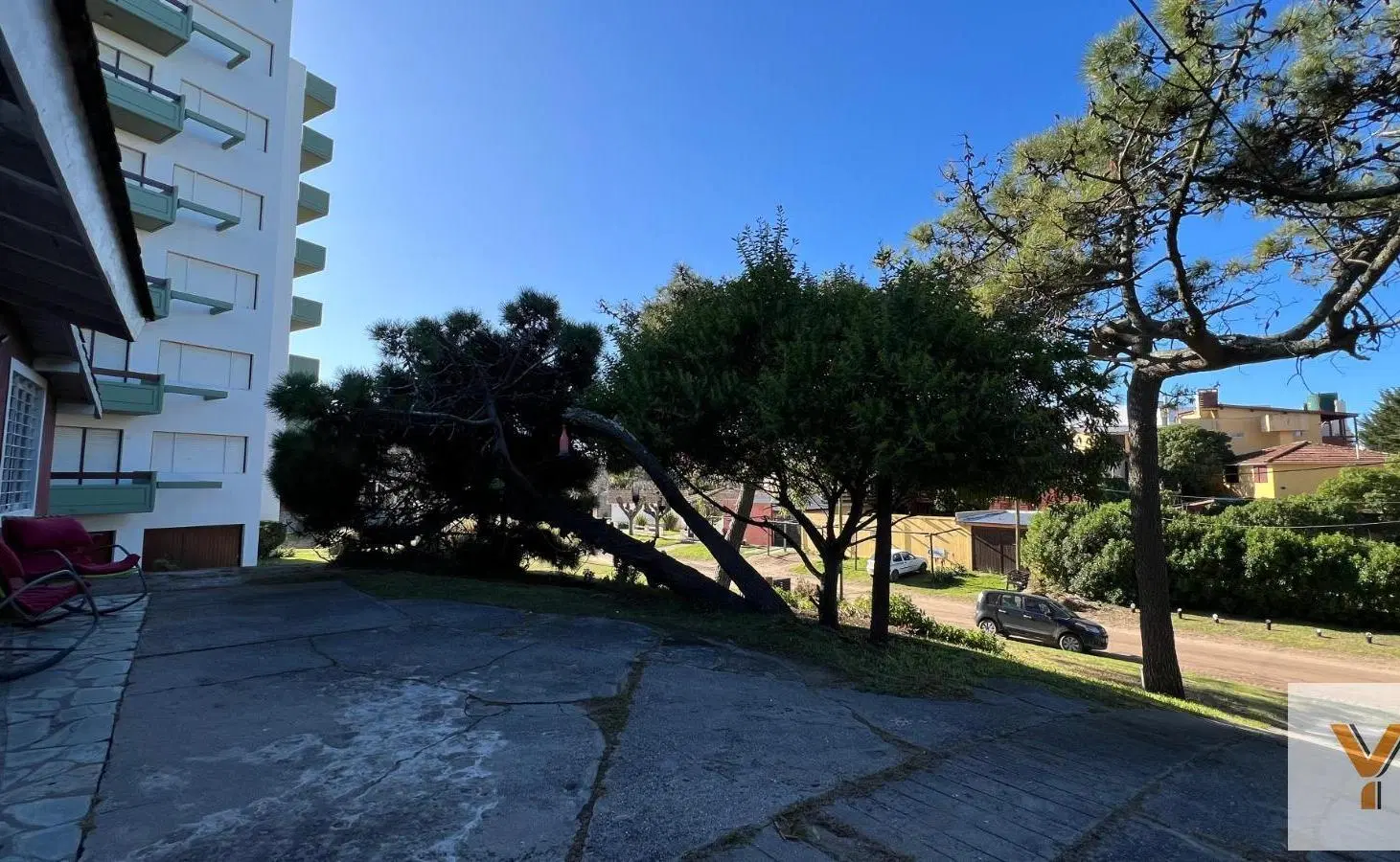 Casa en venta - 2 Dormitorios 2 Baños - Cochera - 751Mts2 - Villa Gesell 5