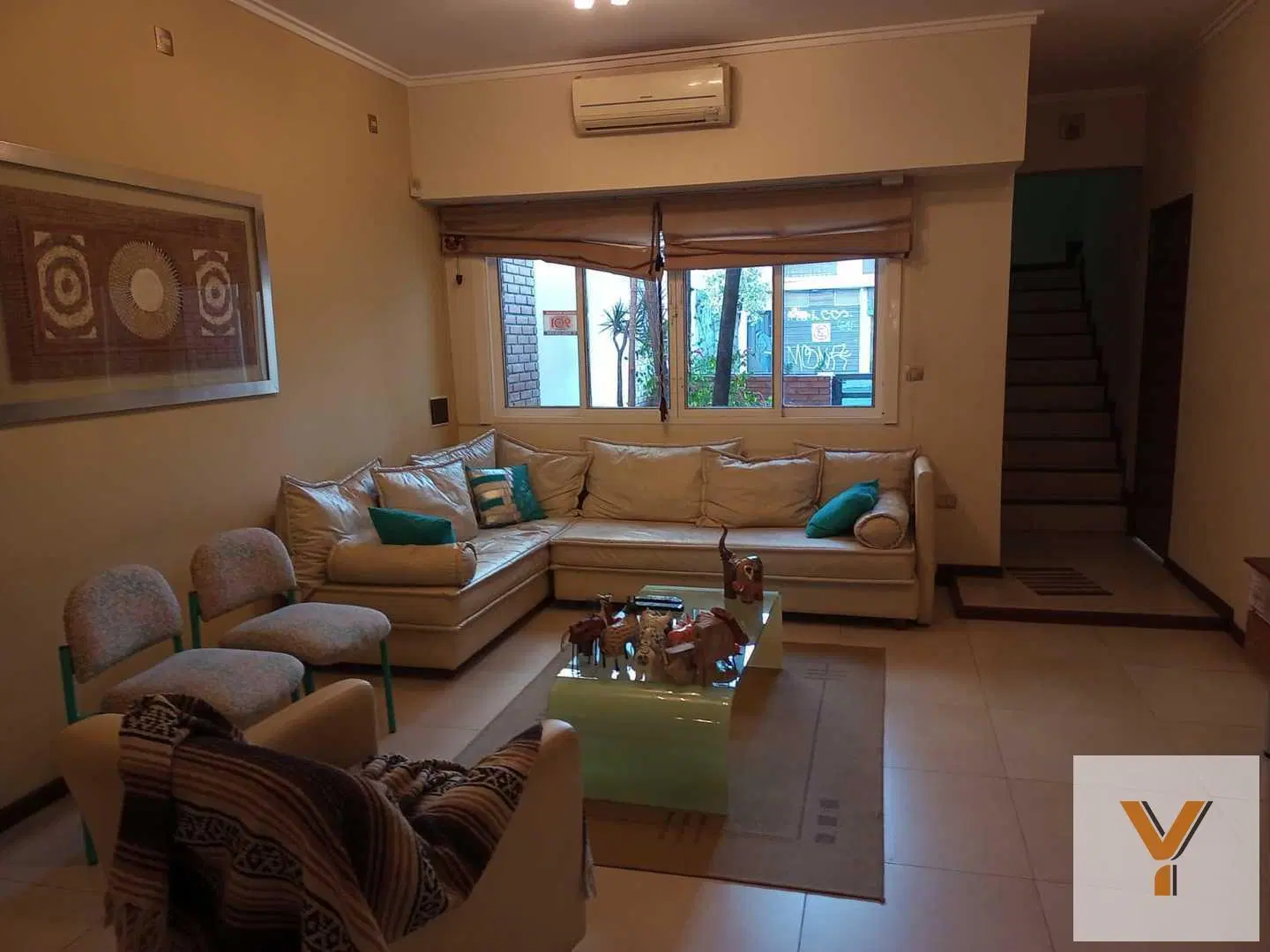 Casa en venta - 4 Dormitorios 2 Baños - Cochera - 359Mts2 - Villa Elvira 2