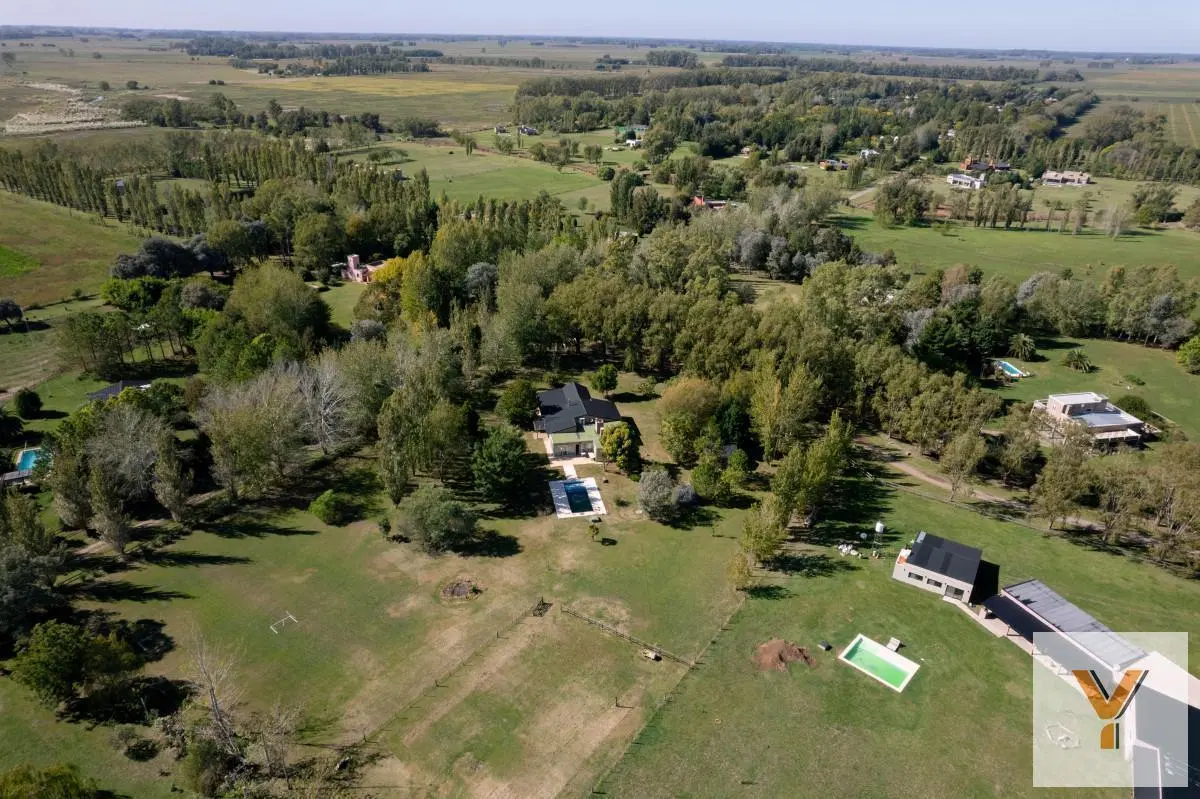 Chacra en Venta - 3 Dormitorios 3 Baños - 10000mts - San Andres De Giles 3