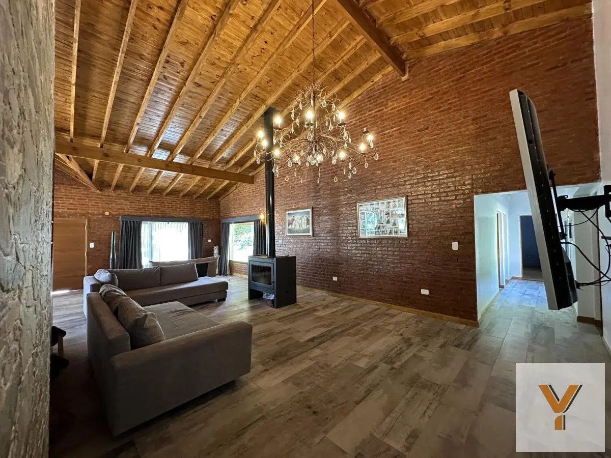 Chacra en Venta - 3 Dormitorios 3 Baños - 10000mts - San Andres De Giles 1