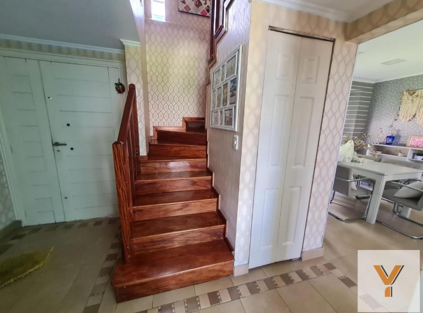 Casa en venta - 3 Dormitorios 4 Baños - Monte Grande