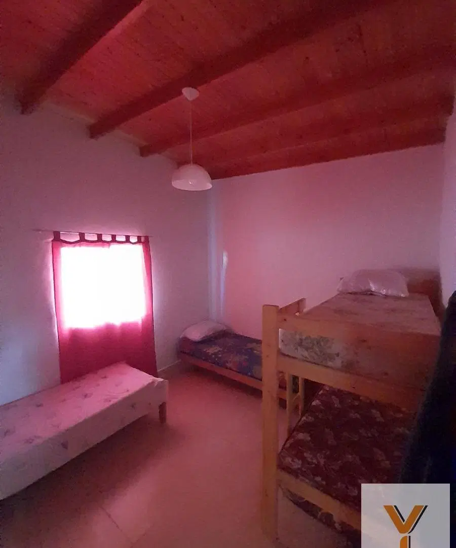 Casa en venta - 3 Dormitorios 1 Baño - Cocheras - 280Mts2 - Las Toninas 3
