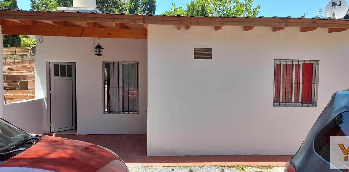 Casa en venta - 3 Dormitorios 1 Baño - Cocheras - 280Mts2 - Las Toninas