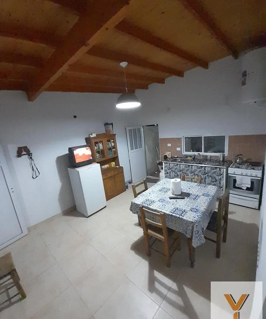 Casa en venta - 3 Dormitorios 1 Baño - Cocheras - 280Mts2 - Las Toninas 4