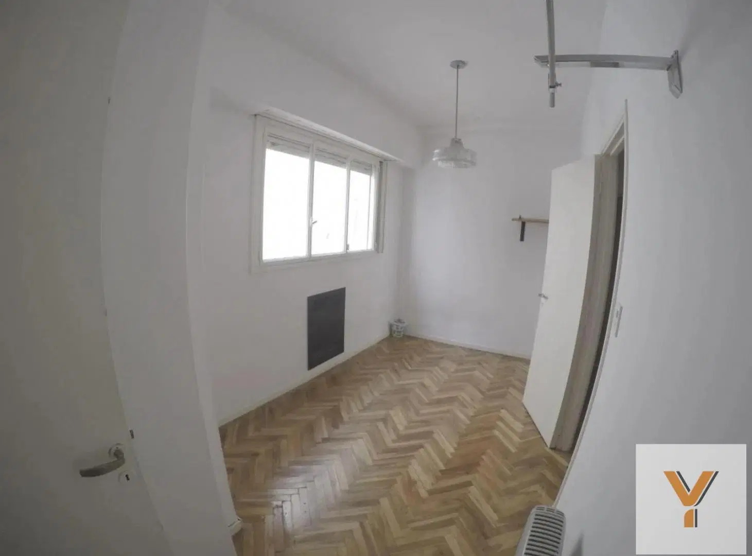 Departamento en venta - 4 Dormitorios 2 Baños - Villa Crespo 4