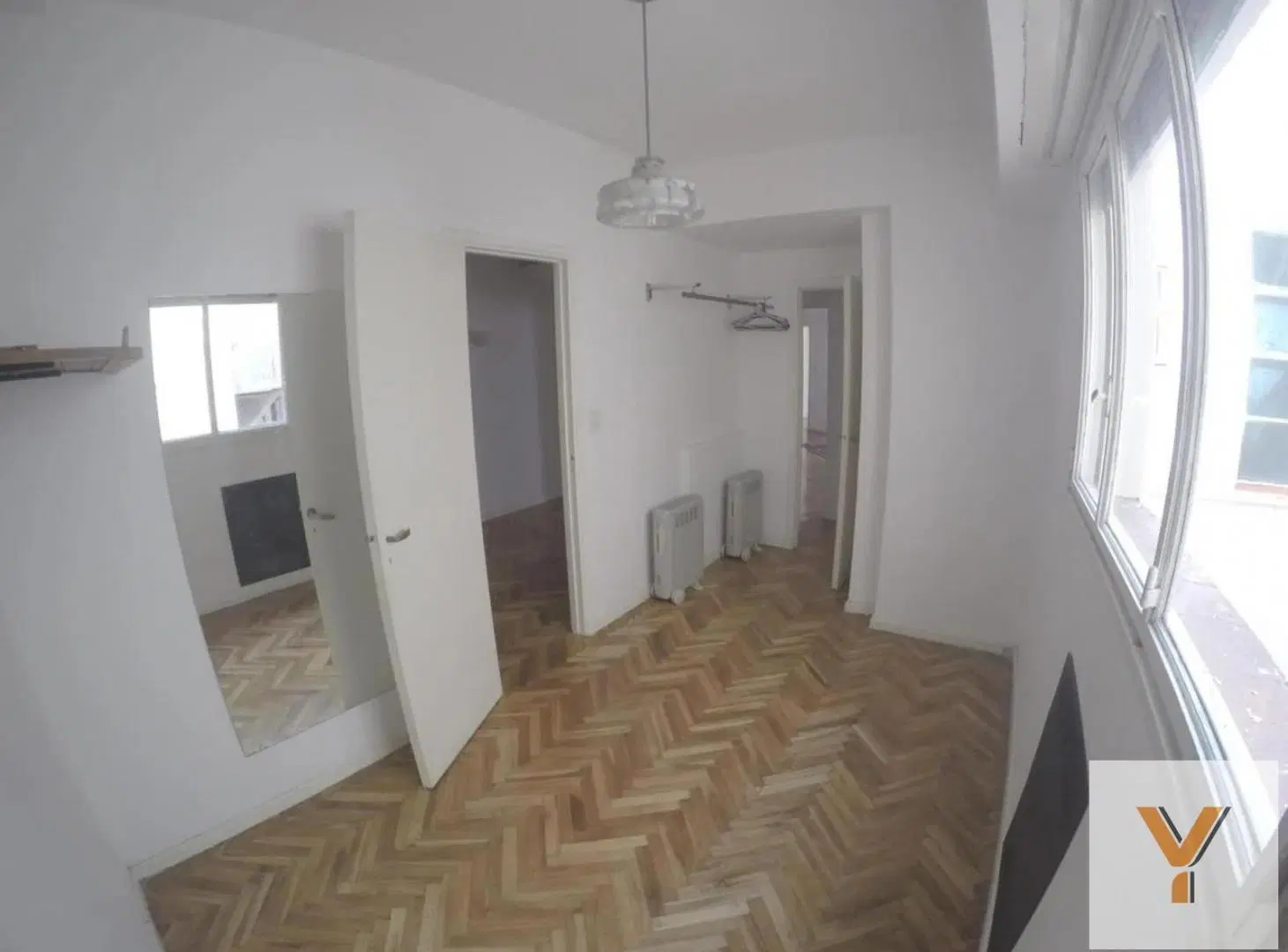 Departamento en venta - 4 Dormitorios 2 Baños - Villa Crespo 1