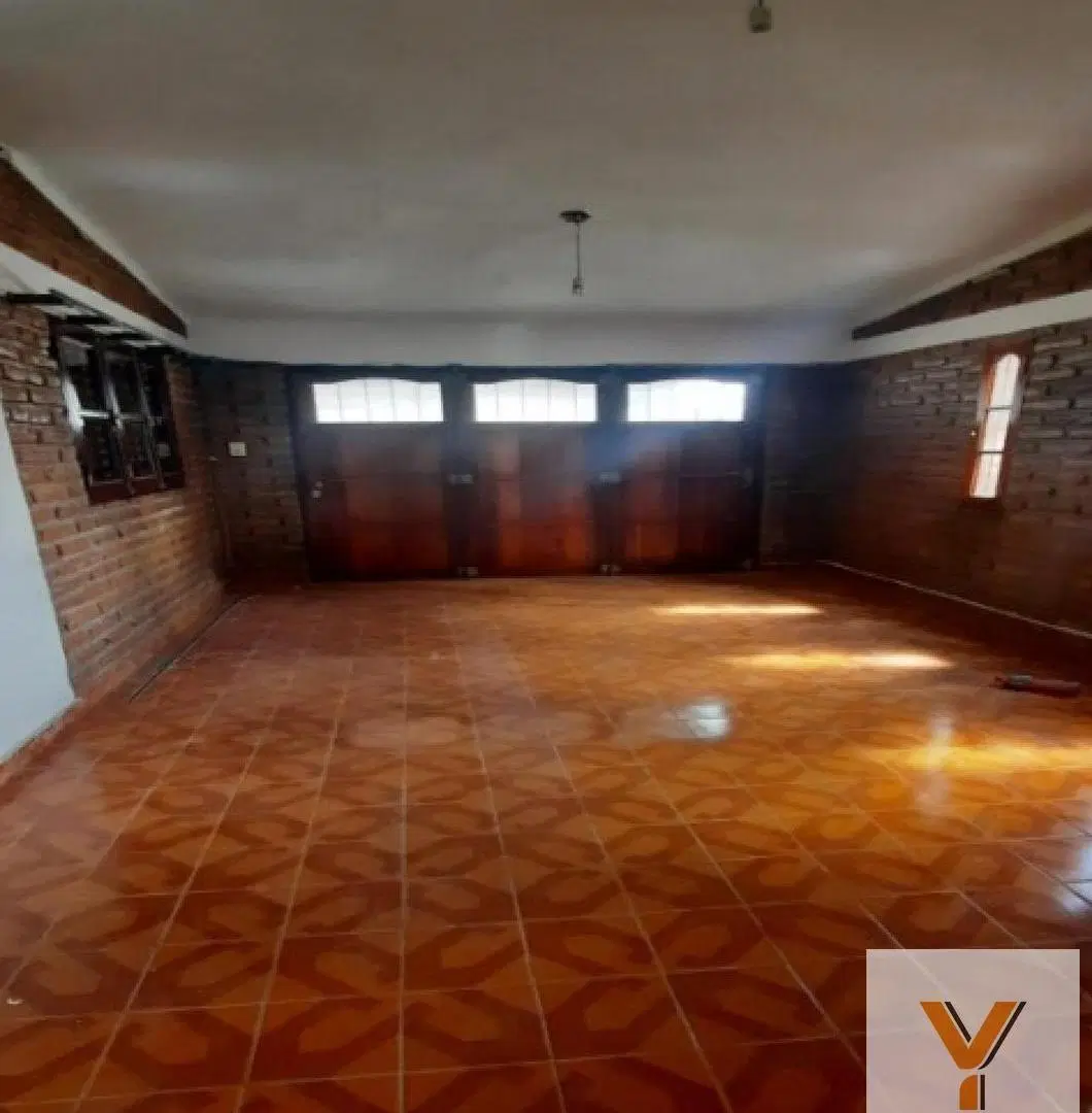 Casa en venta - 2 Dormitorios 2 Baños - Río Cuarto 1