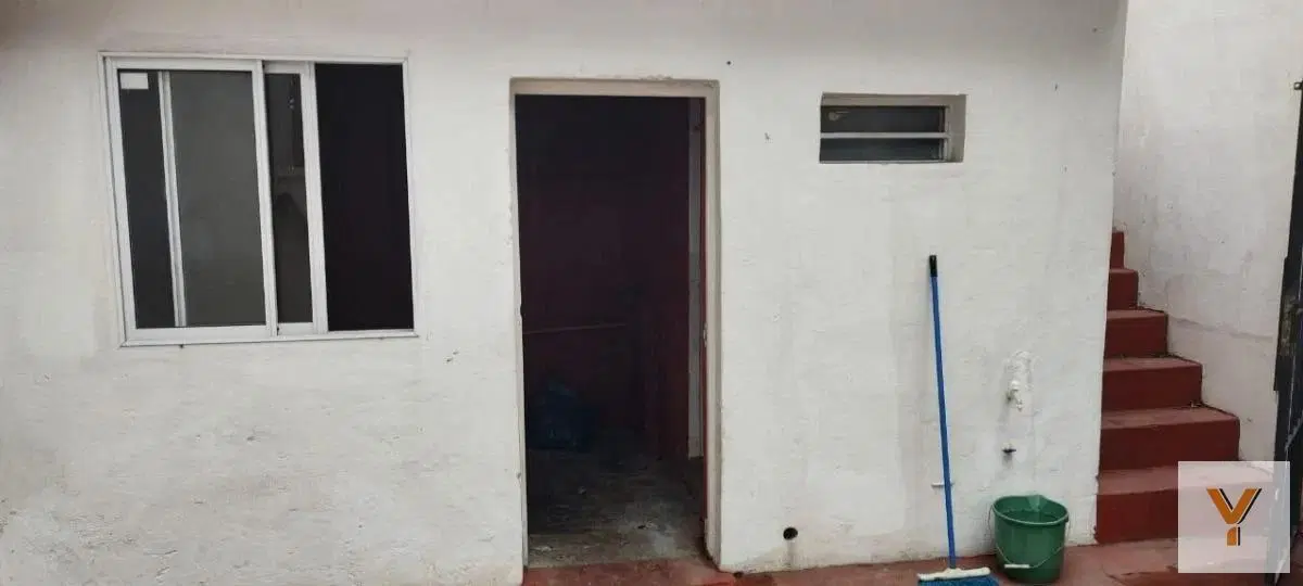 Casa en PH en venta - 2 Dormitorios 2 Baños - 60Mts2 - Castelar 5