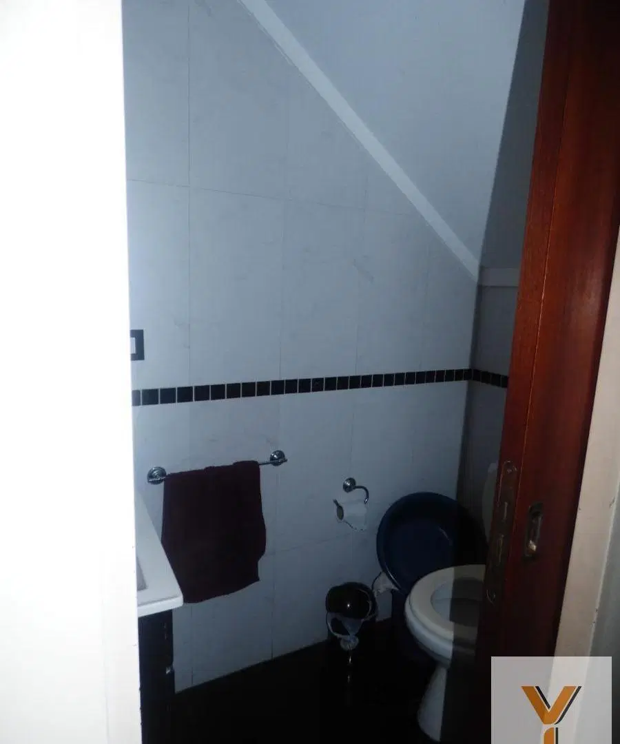 PH en venta - 4 Dormitorios 4 Baños - 800Mts2 - Burzaco 3
