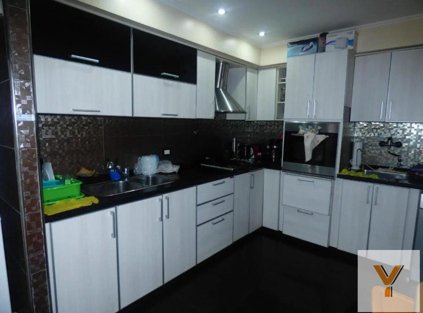 PH en venta - 4 Dormitorios 4 Baños - 800Mts2 - Burzaco 4