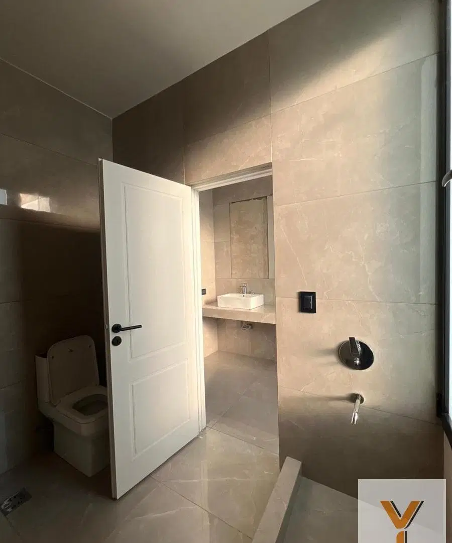 Casa en venta - 3 Dormitorios 2 Baños - Luján 5