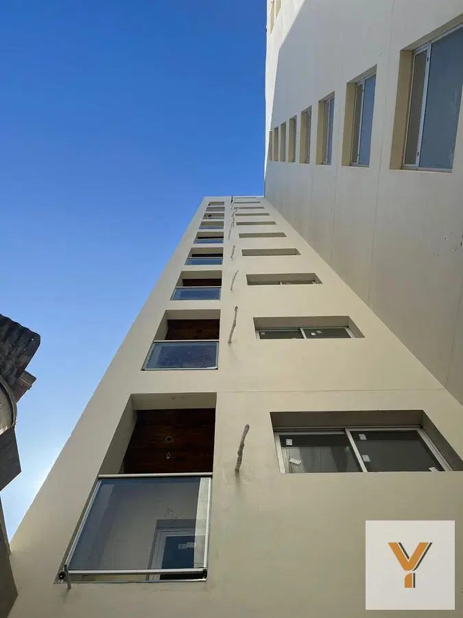 Monoambiente en venta - 38mts2 - Cochera - La Plata 5