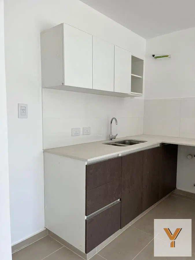 Monoambiente en venta - 38mts2 - Cochera - La Plata 4