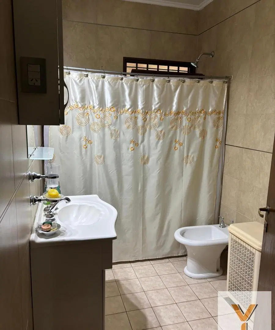 Casa en venta - 2 Dormitorios 1 Baño - General Alvear 2