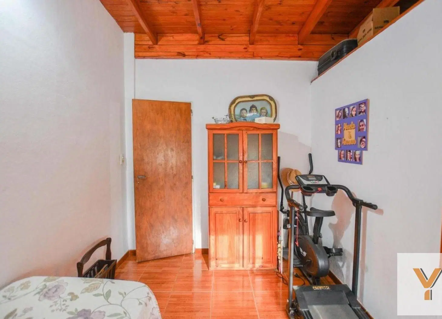 Casas en venta - 8 Dormitorios 3 Baños - 370Mts2 - Berisso 4