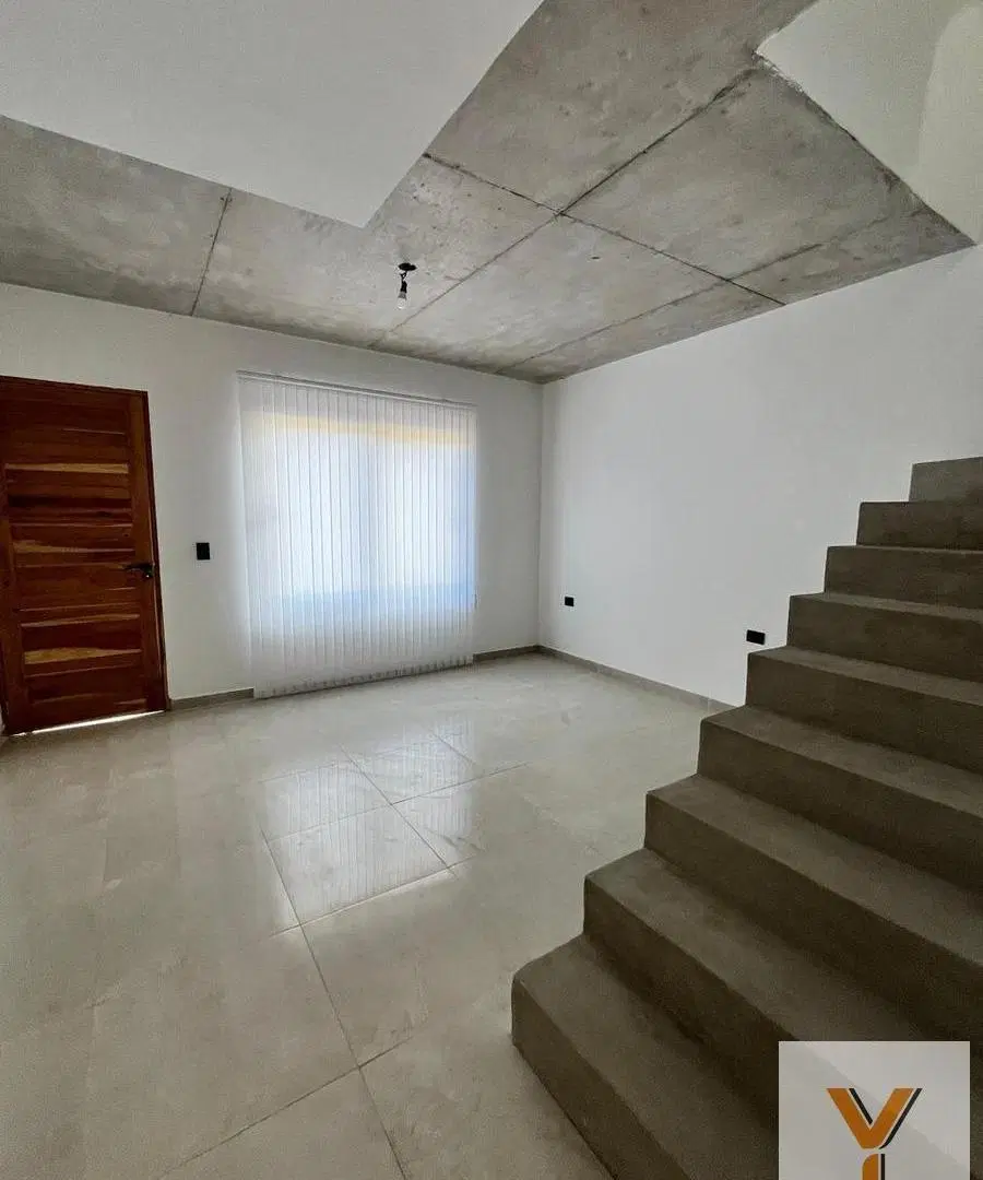 Triplex en venta - 3 Dormitorios 2 Baños - 115Mts2 - Pinamar 3