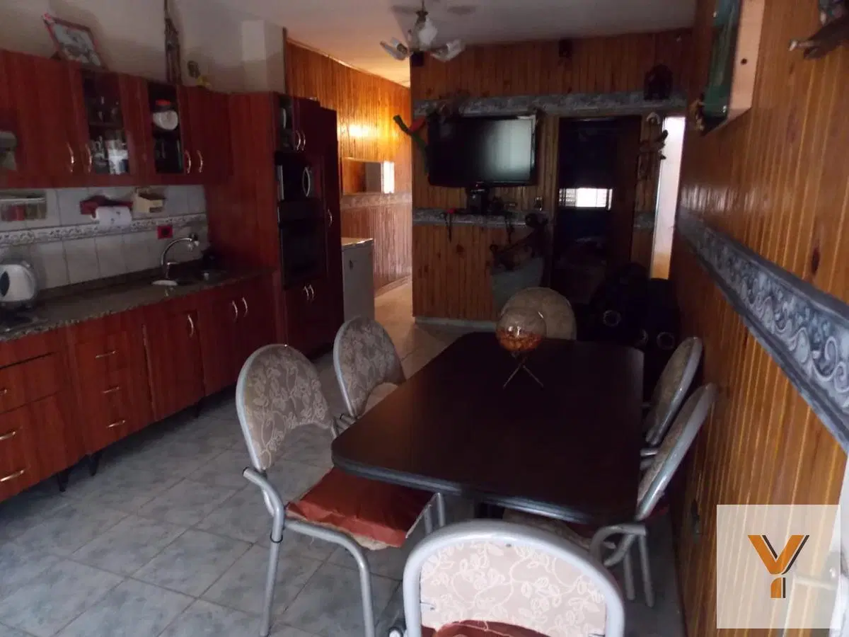 Casa en venta - 3 dormitorios 1 baño - 64mts2 - San Justo 2