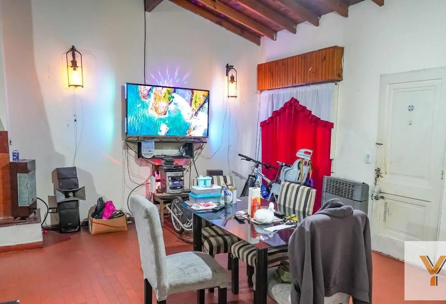 Casa en venta - 2 Dormitorios 2 Baños - Moreno 1