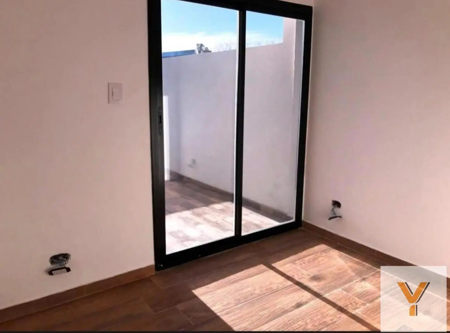 Dúplex en venta - 3 Dormitorios 2 Baños - 160Mts2 - Parque Leloir 4