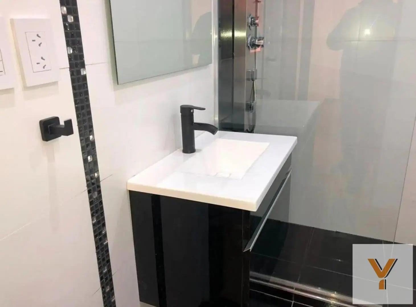 Dúplex en venta - 3 Dormitorios 2 Baños - 160Mts2 - Parque Leloir 2