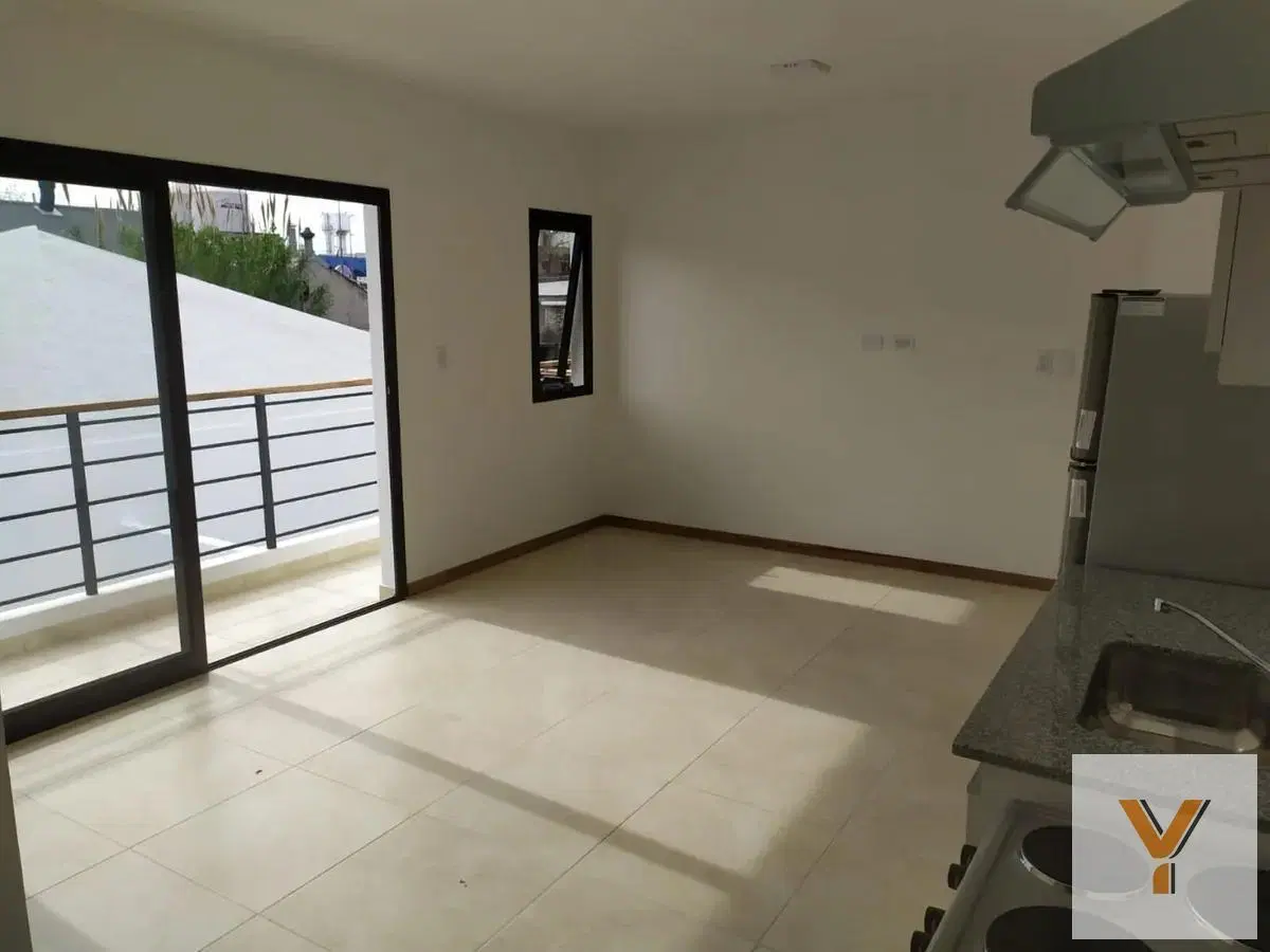 PH en venta - 1 dormitorio 1 baño - Cochera - 80mts2 - Quilmes Oeste 3