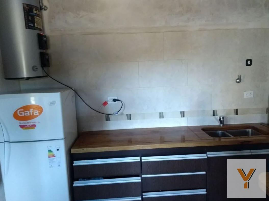 Foto de Casa en venta - 2 dormitorios 1 baño - 170mts2 - Nueva Atlantis, imagen 4