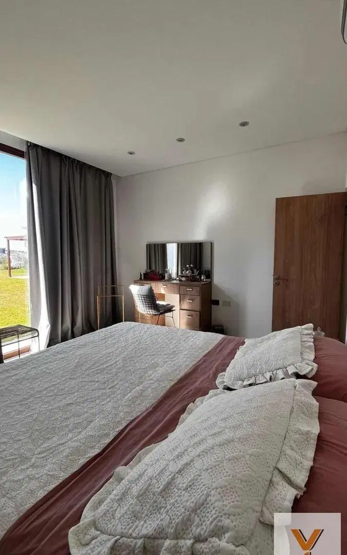 Casa en venta - 3 Dormitorios 3 Baños - Pilar 4