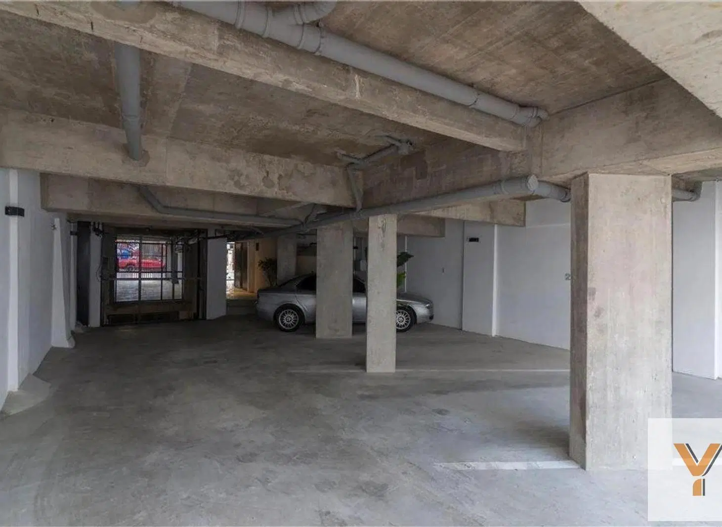 Cochera en venta - 10Mts2 - Chacarita 3