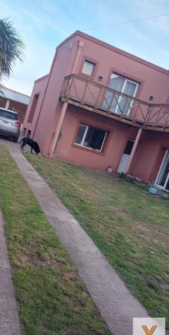 Casa en venta - 2 Dormitorios 4 Baños - 530Mts2 - Necochea 4