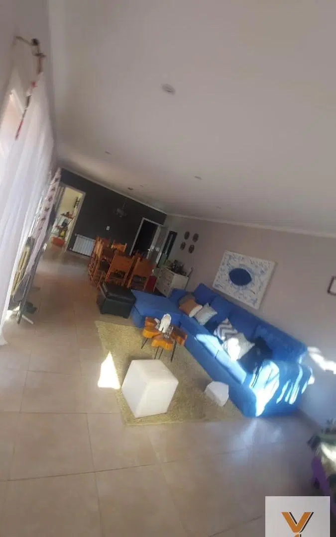 Casa en venta - 2 Dormitorios 4 Baños - 530Mts2 - Necochea 3