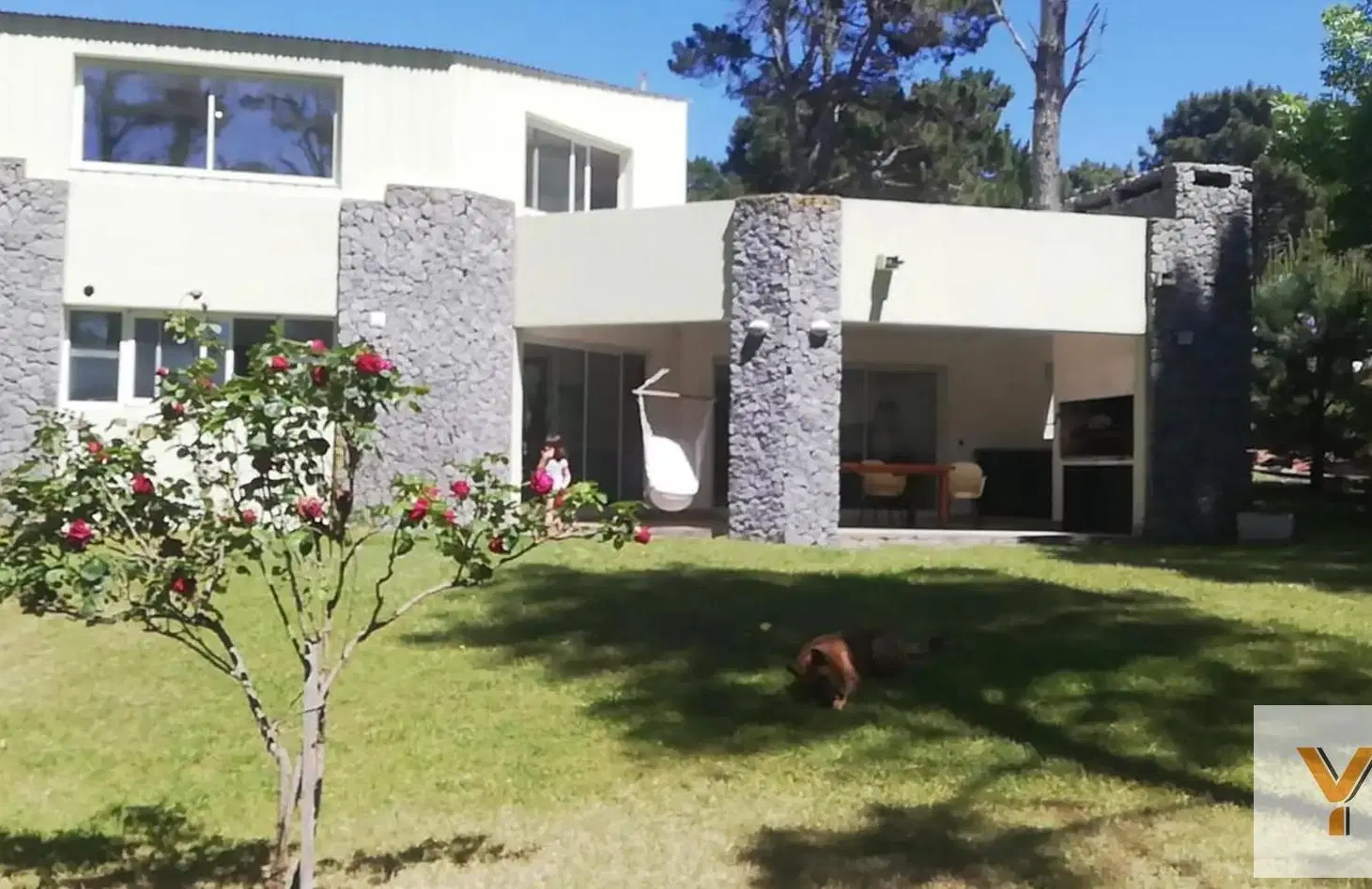 Casa en alquiler temporario - 3 Dormitorios 3 Baños - Pinamar 1
